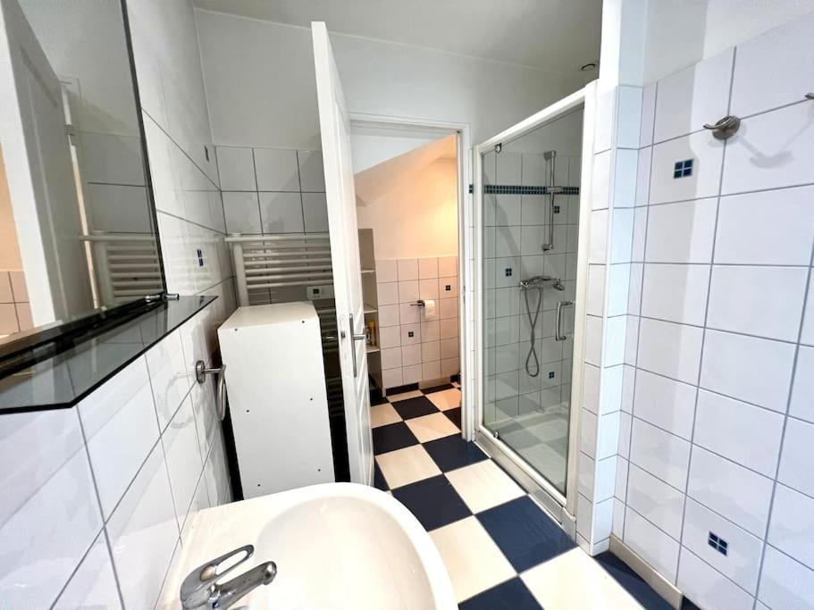 Joli Appartement En Centre Ville Bagnères-de-Bigorre Esterno foto